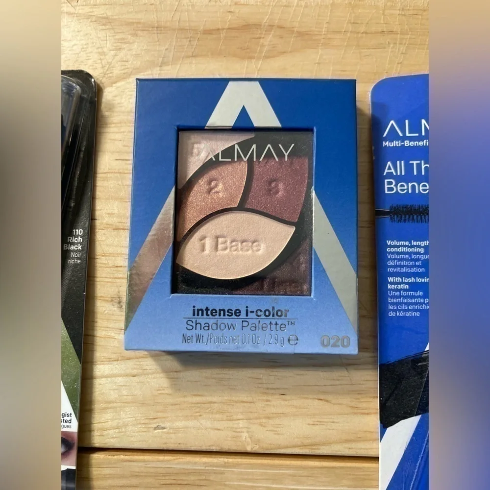 4/$25 Almay eye makeup set . Includes: eyeliner, eyeshadow & mascara. NWT